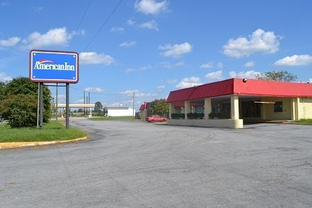 American Inn Skippers/Emporia Area Buitenkant foto